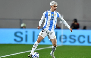 alejandro_garnacho_rut_lui_khoi_dt_argentina_vi_chan_thuong.jpg