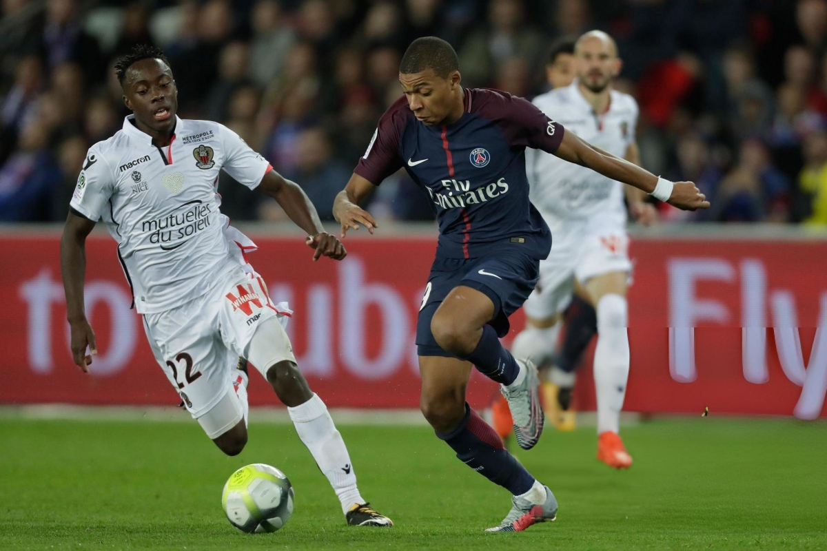 Tan binh Nam dinh tien ve Arnaud Lusamba