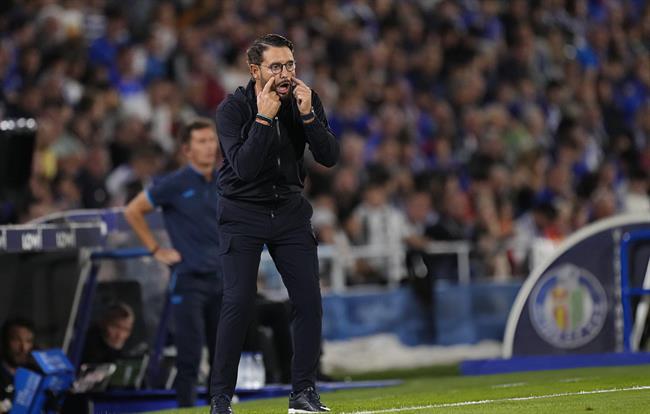 HLV Getafe chỉ trích hành vi của Bellingham và Vinicius 1