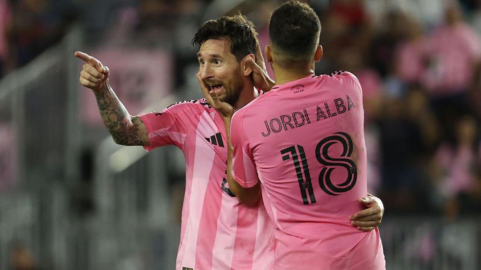 Lionel Messi kí hợp đồng mới với Inter Miami 1