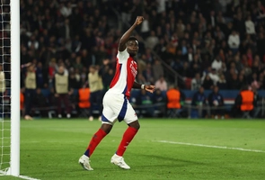 paris_saint-germain_v_arsenal_fc-3-0805040439-1.jpg